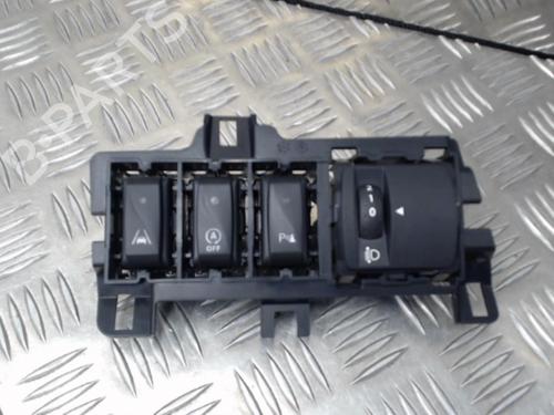 Used Headlight switch Headlight switch RENAULT TWINGO III (BCM_, BCA_) 0.9 TCe 90 (BCM9, BCM2) (90 hp) 34527406 34527406