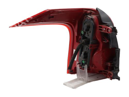 Right taillight PEUGEOT 5008 (0U_, 0E_) 2.0 HDi 150 / BlueHDi 150 | BP32448171C35