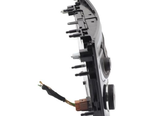 climate-control-peugeot-508-i-8d_-2010-2011-2012-2013-2014-2015-2016-2017-2018-30753191 main image