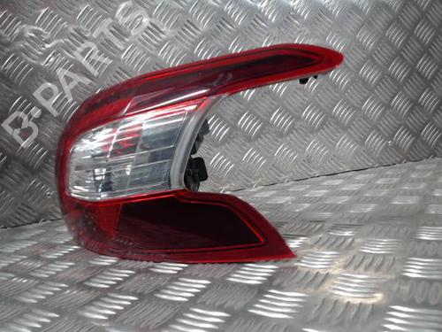 Right taillight PEUGEOT 308 II (LB_, LP_, LW_, LH_, L3_) 1.6 HDi / BlueHDi 115 | BP24288682C35 