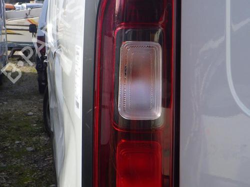 Venstre baglygte RENAULT TRAFIC III Van (FG_) 2.0 dCi 130 (FGMY) (131 hp) 31629954