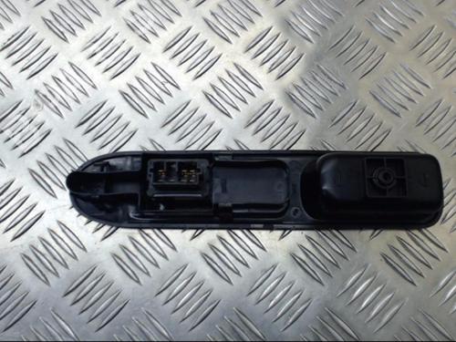 Used Right front window switch Right front window switch PEUGEOT 307 (3A/C) 1.4 (75 hp) 24292159 24292159