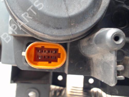Right headlight RENAULT ESPACE III (JE0_) 2.2 dCi (JE0K) | BP25265971C29 