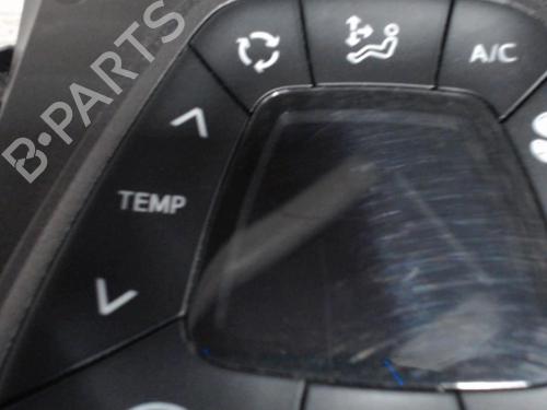 Used Climate control Climate control PEUGEOT 108 1.2 (82 hp) 24290975 24290975