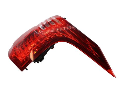 Used Right taillight Right taillight PEUGEOT 5008 (0U_, 0E_) 2.0 HDi 150 / BlueHDi 150 (150 hp) 39965608 39965608