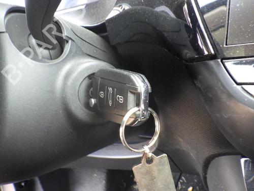 Ratlås/Tændingslås OPEL CORSA F (P2JO) 1.2 (68) (101 hp) 28001527