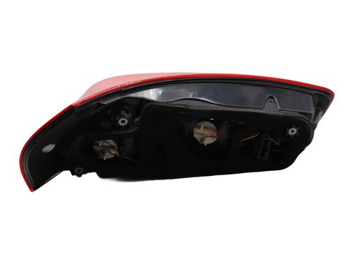 Used Right taillight Right taillight CITROËN C4 Picasso II 2.0 BlueHDi 150 (150 hp) 32299832 32299832