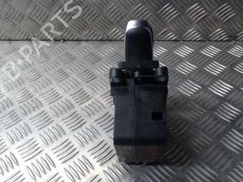 Used Gear lever PEUGEOT 308 II (LB_, LP_, LW_, LH_, L3_) 1.5 BlueHDi 130 (131 hp) 24288756