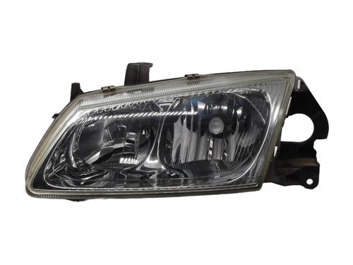 Used Left headlight Left headlight NISSAN ALMERA II Hatchback (N16) 1.5 (90 hp) 28588396 28588396