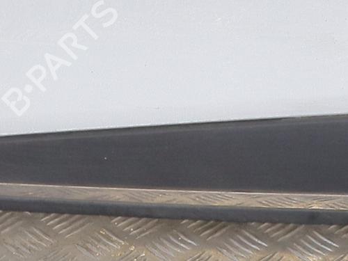 Used Left front door Left front door 38954307 38954307