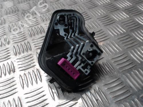 Used Lamp holder Lamp holder RENAULT MEGANE III Grandtour (KZ0/1) 1.5 dCi (KZ09, KZ0D, KZ1G, KZ29, KZ14, KZ1W, KZ10, KZ1F,... (110 hp) 24288894 24288894