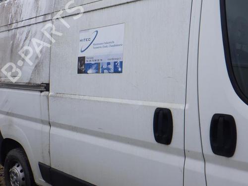 Used Right slide door PEUGEOT BOXER Van 2.0 BlueHDi 130 (130 hp) 32392719