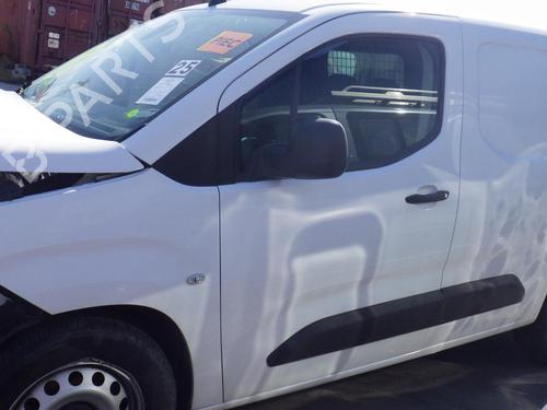 Left front door PEUGEOT PARTNER Box Body/MPV (K9) 1.5 BlueHDI 130 | BP29340228C2 