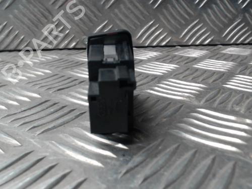 Used Warning switch Warning switch AUDI A4 B8 Avant (8K5) 2.0 TDI (143 hp) 24290699 24290699