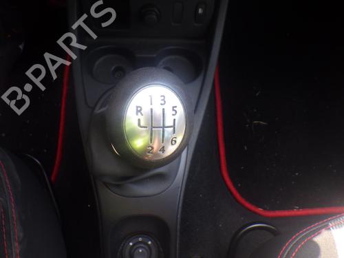 Used Gear lever DACIA DUSTER (HS_) 1.5 dCi 4x4 (HSMC, HSMD) (110 hp) 28020657