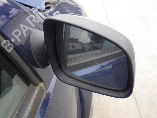 right-mirror-dacia-duster-hs_-2010-2011-2012-2013-2014-2015-2016-2017-2018-32730386 main image