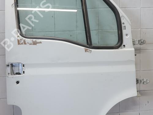 Used Right front door RENAULT MASTER II Platform/Chassis (ED/HD/UD) 2.2 dCI 90 (ED0G, ED0N, HD0G, HD0N, HD1G, HD1N, UD0G,... (90 hp) 31249111