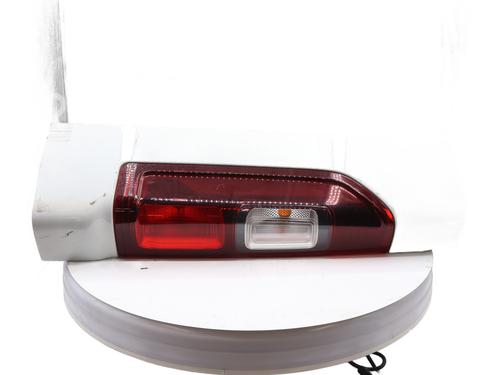 Venstre baglygte RENAULT TRAFIC III Van (FG_) 1.6 dCi 115 (FGMD) (116 hp) 30725880