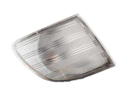 Clignotant avant droit MERCEDES-BENZ VITO Van (W638) 110 CDI 2.2 (638.094) (102 hp) 32341881
