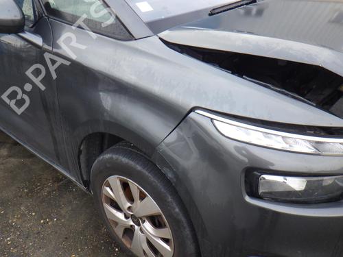 right-front-fenders-citroen-c4-picasso-ii-2013-31836304 main image