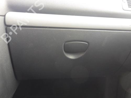 Hanskerom RENAULT CLIO II (BB_, CB_) 1.2 16V (BB05, BB0W, BB11, BB27, BB2T, BB2U, BB2V, CB05,... (75 hp) 30002220