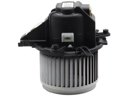 Heater blower motor PEUGEOT 5008 II (MC_, MJ_, MR_, M4_) 2.0 BlueHDi 180 (MJEHZW, MJEHZR, MJEHZP) | BP28690381M62