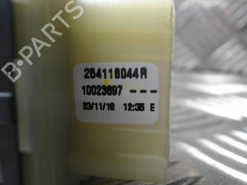 Left front window switch RENAULT CLIO IV (BH_) 1.5 dCi 75 | BP24290730I27 