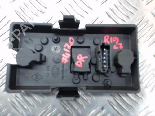 Used Lamp holder Lamp holder RENAULT 19 I (B/C53_) 1.9 D (B/C534, B/C53J) (64 hp) 24289343 24289343