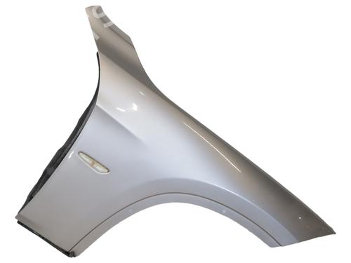 Used Right front fenders Right front fenders 38923898 38923898