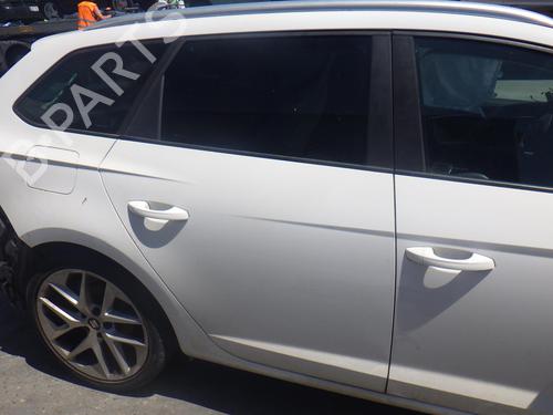 Porte arrière droite SEAT LEON (5F1) 1.4 TSI (150 hp) 27343156