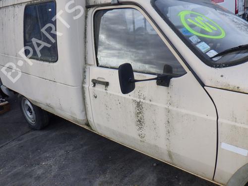 Dør højre fortil Dør højre fortil CITROËN C15 Box Body/MPV (VD_) 1.1 (48 hp) 31018977 31018977