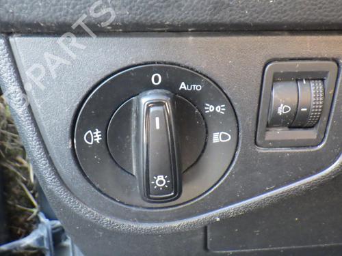 Used Headlight switch VW POLO VI (AW1, BZ1, AE1) 1.0 (75 hp) 28520250