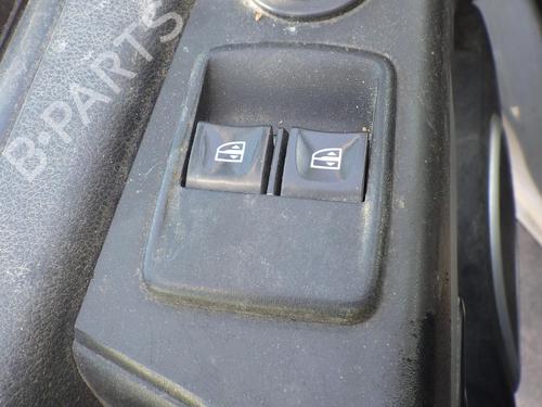 Used Left front window switch RENAULT TRAFIC III Van (FG_) 1.6 dCi 95 (FGMJ, FGMR) (95 hp) 28953381