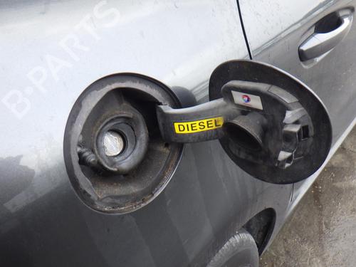fuel-flap-citroen-c4-picasso-ii-2013-31836313 main image