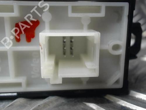 Used Switch Switch PEUGEOT 208 I (CA_, CC_) 1.6 HDi / BlueHDi 75 (75 hp) 24291735 24291735