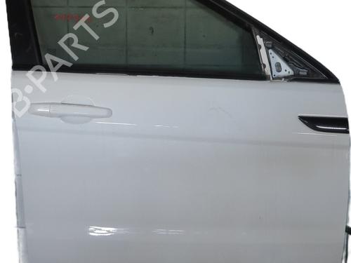 Used Right front door LAND ROVER RANGE ROVER EVOQUE (L538) 2.2 D (150 hp) 30132944