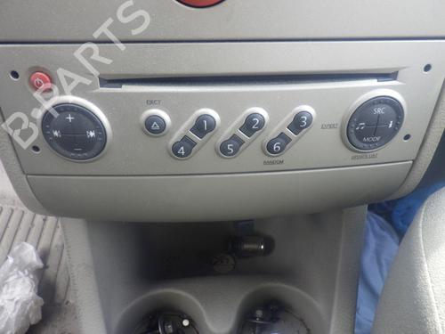 Used Radio Radio RENAULT MODUS / GRAND MODUS (F/JP0_) 1.5 dCi (JP0G, JP0H) (106 hp) 34531463 34531463