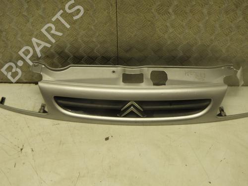 Grill Grill 37708138 37708138