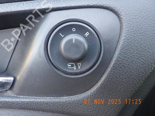 Used Mirror switch OPEL INSIGNIA A (G09) 2.0 CDTI (68) (131 hp) 30200317