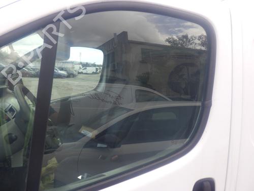 front-left-door-window-renault-trafic-ii-van-fl-2001-37733414 main image