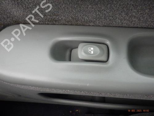 Used Right front window switch RENAULT TWINGO I (C06_) 1.2 16V (C060) (60 hp) 30965571