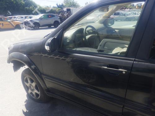 Used Left front door Left front door 37472631 37472631