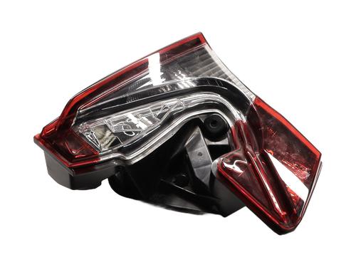 right-tailgate-light-toyota-c-hr-_x1_-2016-33301513 main image