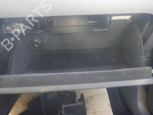 Handskerum Handskerum VW GOLF V (1K1) 1.9 TDI (105 hp) 33199021 33199021