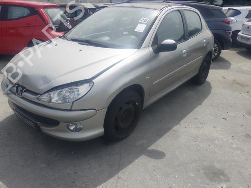 Brugte PEUGEOT 206 Hatchback (2A/C) 1.6 16V 4921272