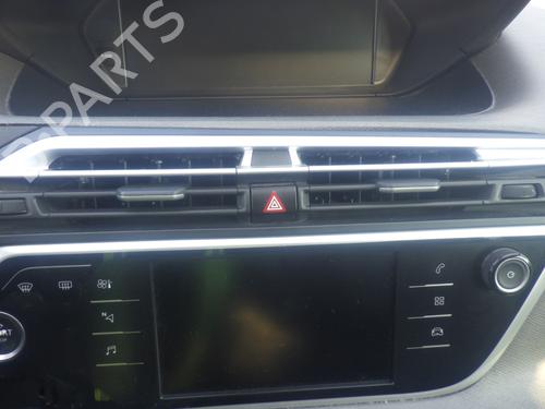 air-vent-citroen-c4-spacetourer-3d_-2018-33454282 main image