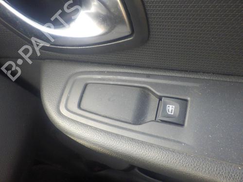 Pulsantiera anteriore destra Pulsantiera anteriore destra RENAULT CLIO IV (BH_) 0.9 TCe 90 (BHNF, BHMA, BHMH, BHJK, BHJR) (90 hp) 37449437 37449437