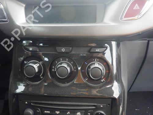 AC Styreenhet / Manøvreringsenhet CITROËN C3 II (SC_) 1.2 VTi 82 (82 hp) 28127385