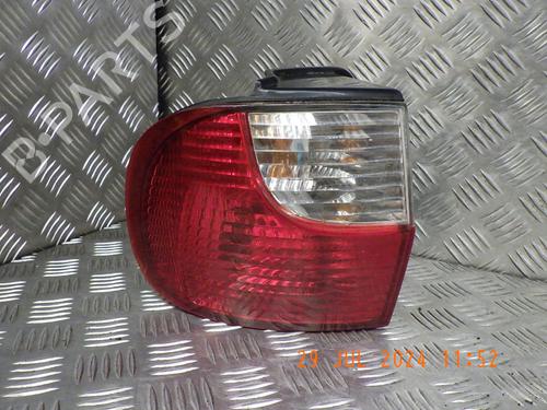 Used Left taillight HYUNDAI H-1 / STAREX Bus (A1) 2.5 TCi (99 hp) 24285304