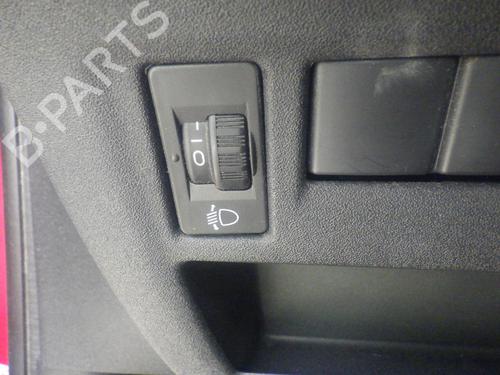 headlight-switch-citroen-c4-coupe-la_-2004-2005-2006-2007-2008-2009-2010-2011-2012-2013-36299795 main image